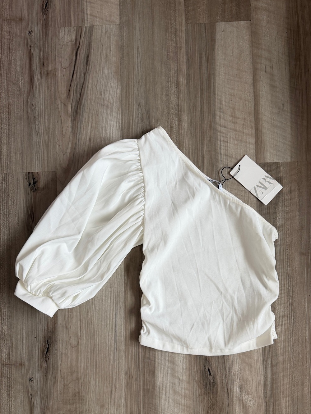 NWT Zara One-Shoulder Puff Sleeve Blouse